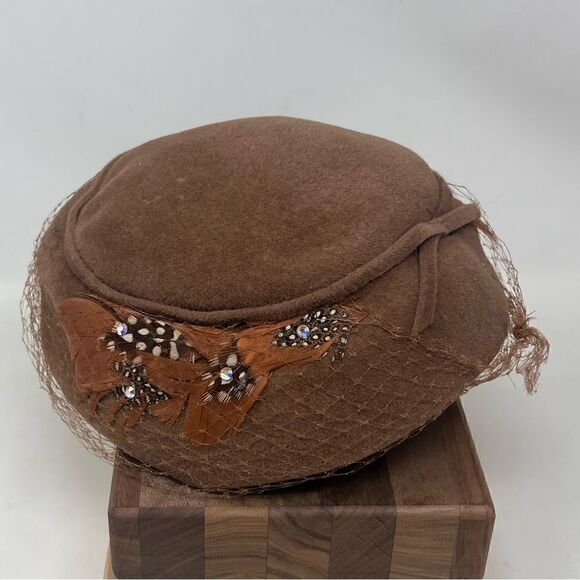 Vintage 60s Henry G. Ross Wool Hat with Netting and Feathers - Picture 5 of 13